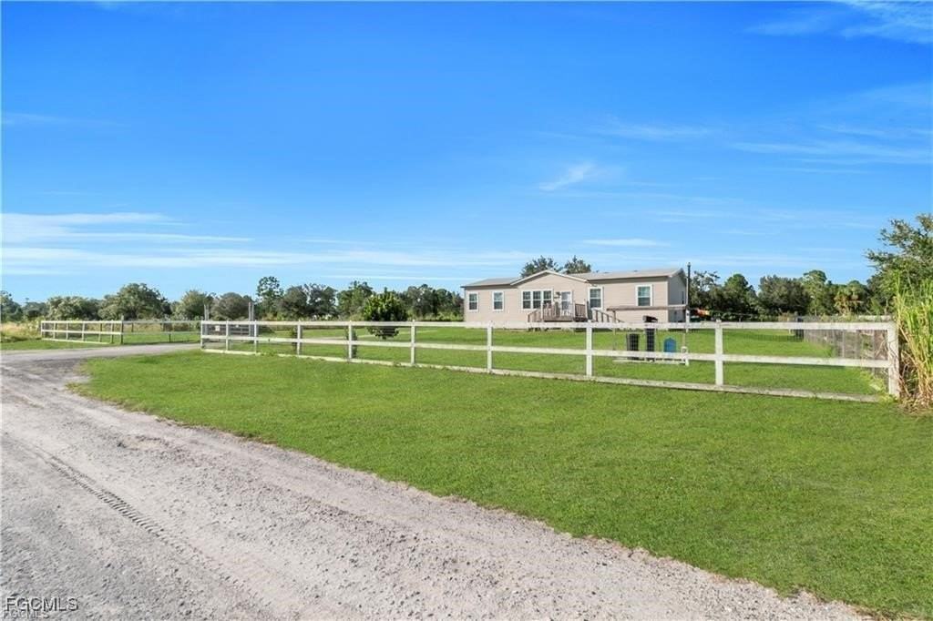 7824 8th Ave - Photo 3 of 26