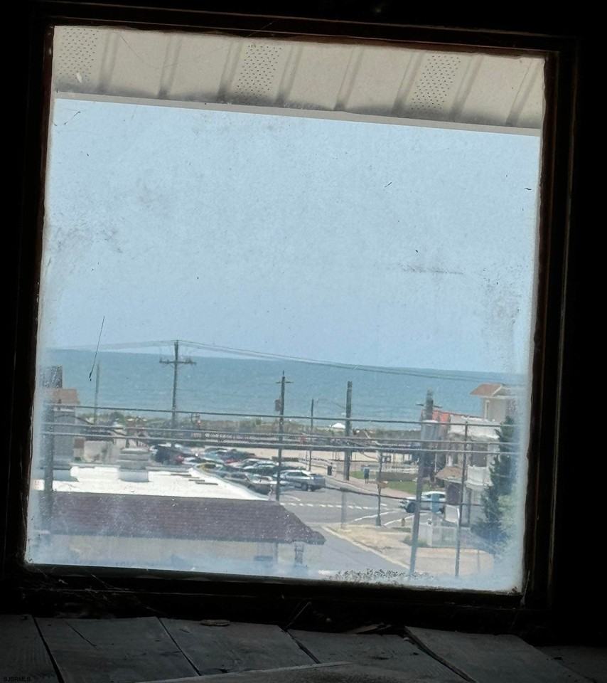 6419 Ventnor Ave #E1 - Photo 4 of 13