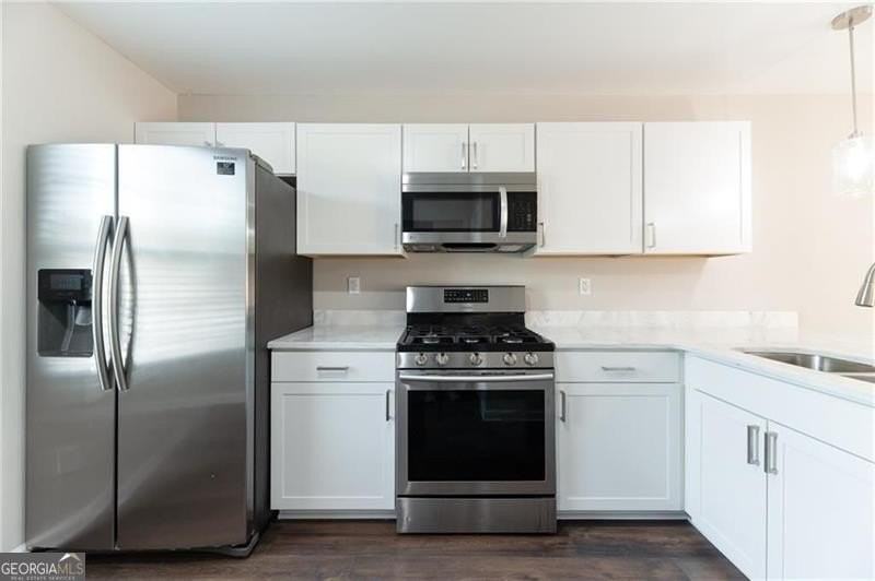 547 Harbor Lake Court - Photo 6 of 20