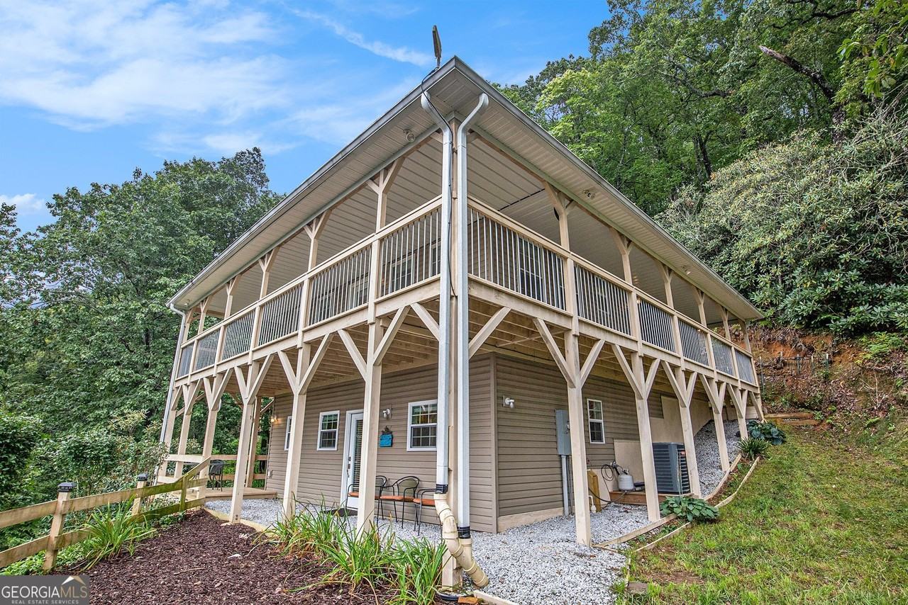 96 Saddle Gap Drive - Photo 2 of 17