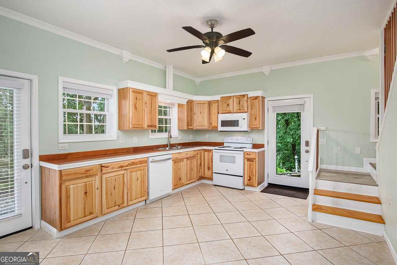 96 Saddle Gap Drive - Photo 4 of 17