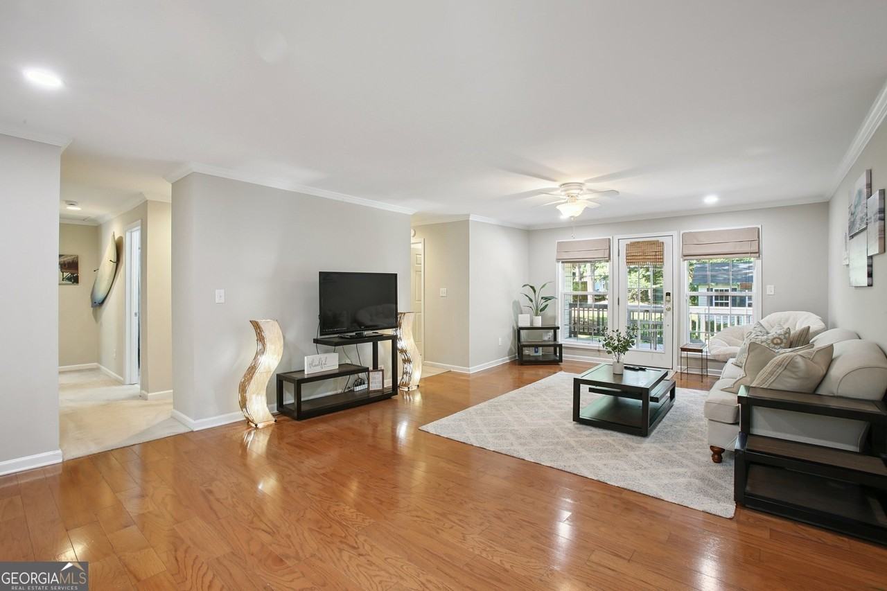 102 Hickory Drive - Photo 7 of 25