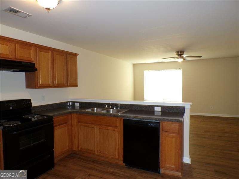 38 Middlebrook Drive - Photo 6 of 21