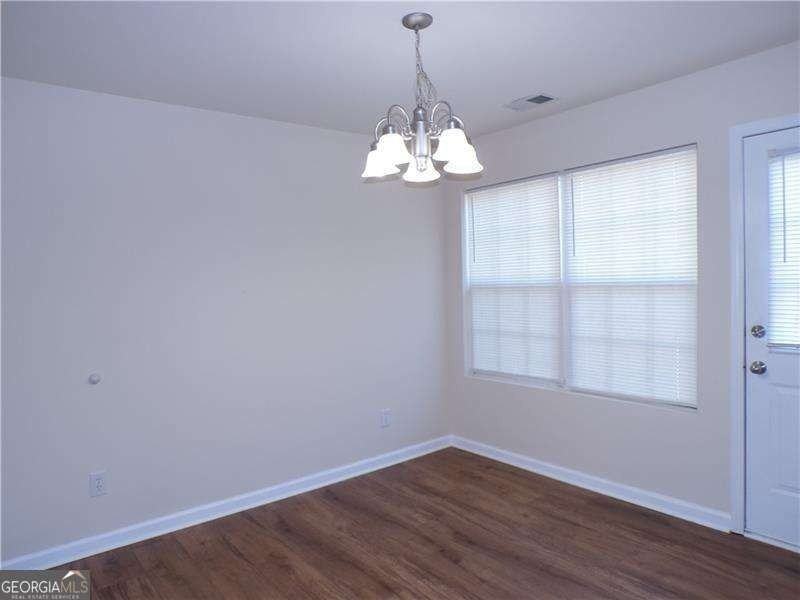 38 Middlebrook Drive - Photo 7 of 21