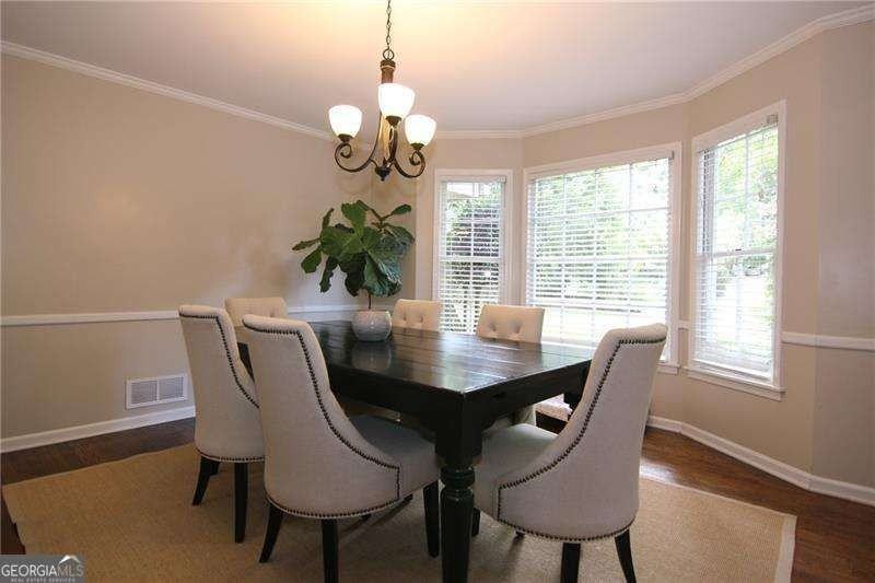 3571 Sunderland Circle Northeast - Photo 4 of 26