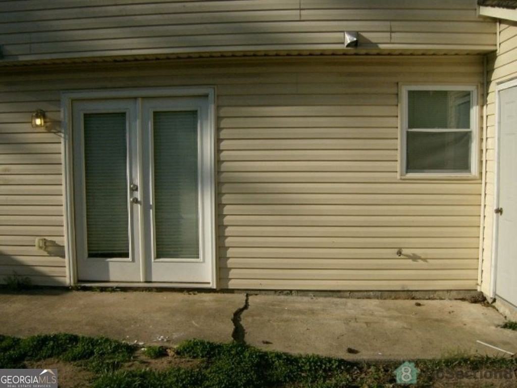 904 Holden Lane - Photo 3 of 12