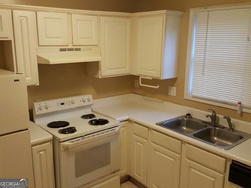 904 Holden Lane - Photo 7 of 12