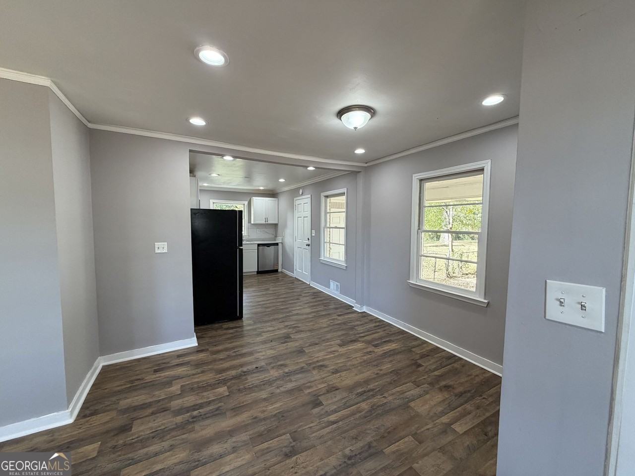 109 Scarlett Dr - Photo 6 of 50