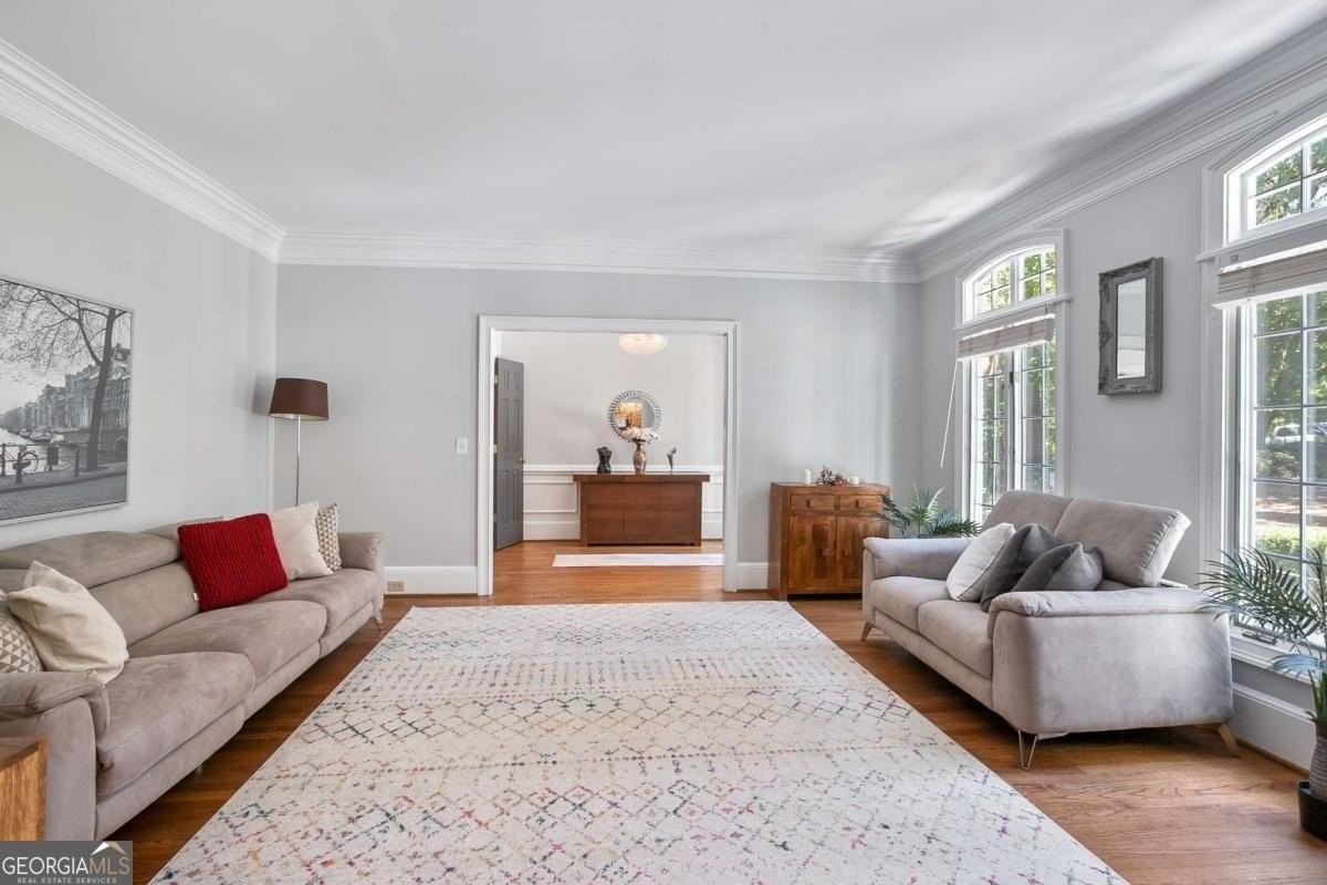 4415 Northside Chase Nw - Photo 3 of 46