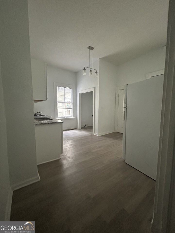 2188 Napier Avenue - Photo 3 of 9