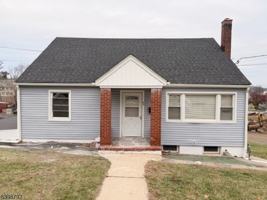 featured image of 83 Academy Street