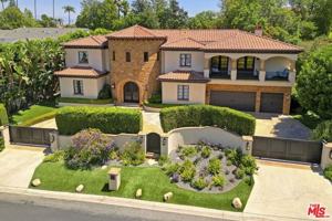 featured image of 4718 White Oak Avenue