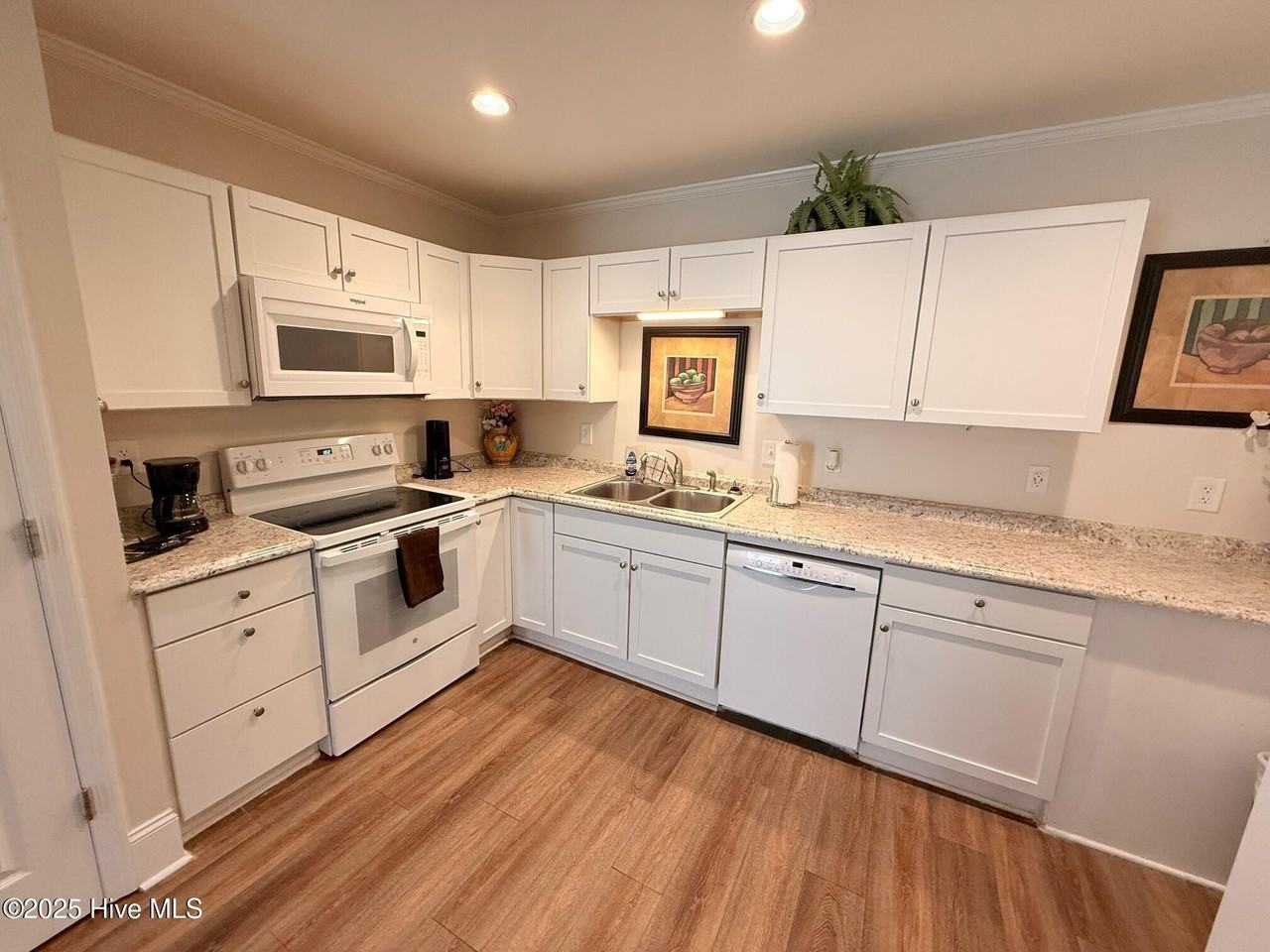 1914 Trent Blvd Unit 9 #9 - Photo 5 of 10