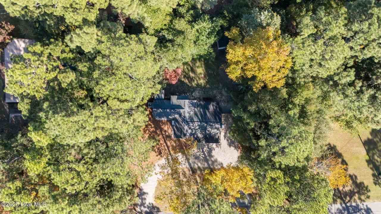 255 W Delaware Ave - Photo 5 of 40