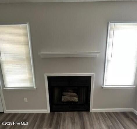 2123 E 4th St - Photo 4 of 15