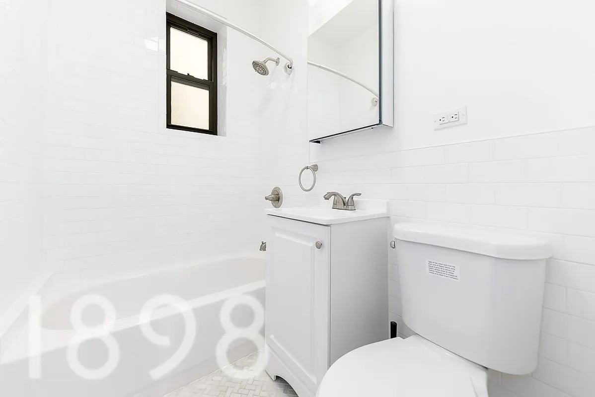 32-52 33rd Street #A4 - Photo 5 of 7