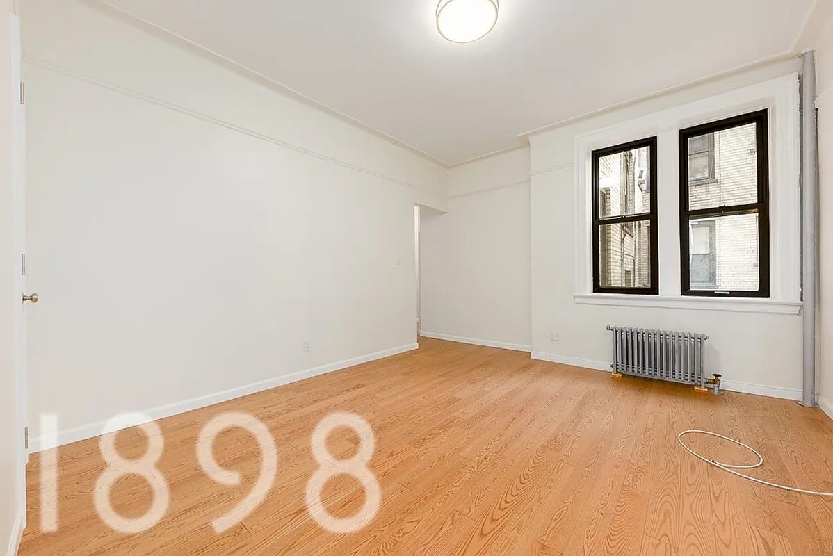 32-52 33rd Street #A4 - Photo 2 of 7