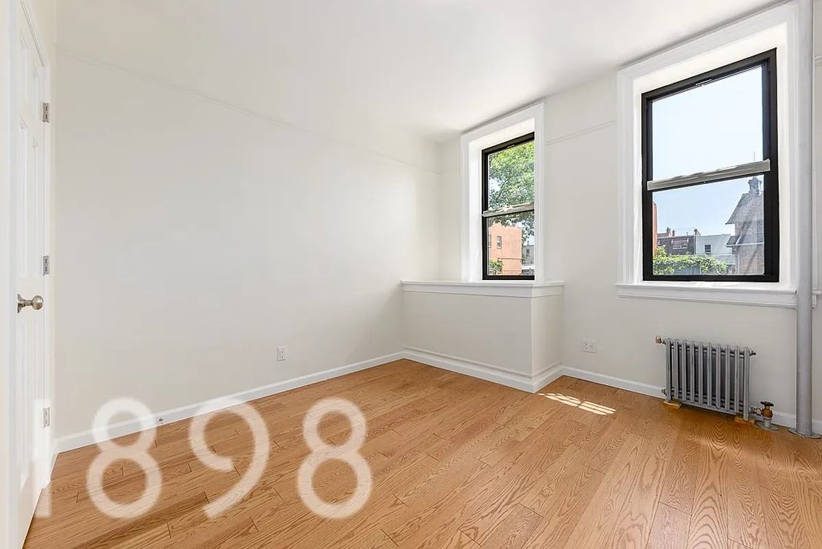 32-52 33rd Street #A4 - Photo 3 of 7