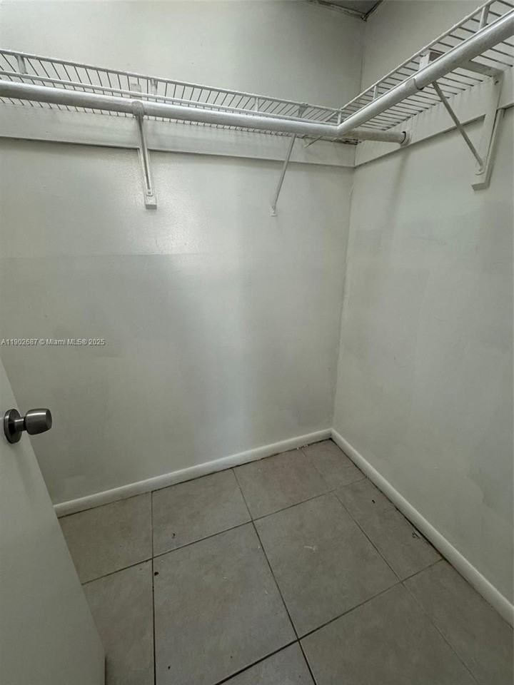 1503 Nw 207th St #141 - Photo 2 of 9