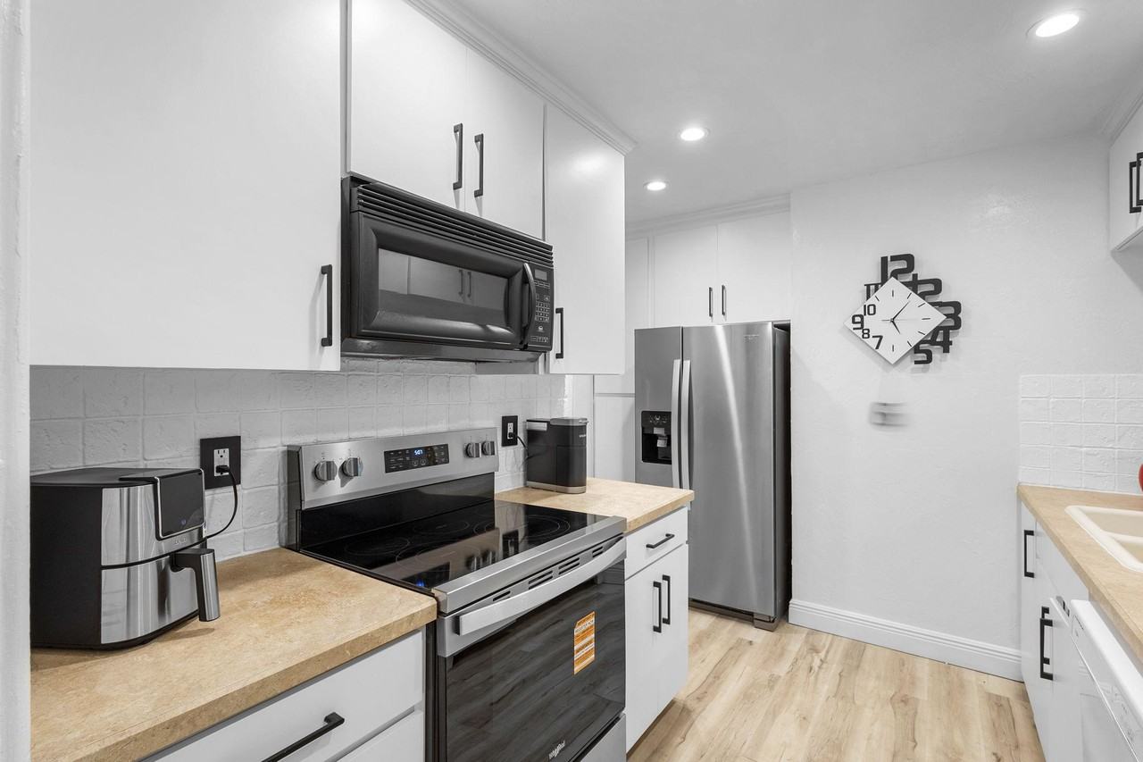 Mimosa Dr - Photo 2 of 15