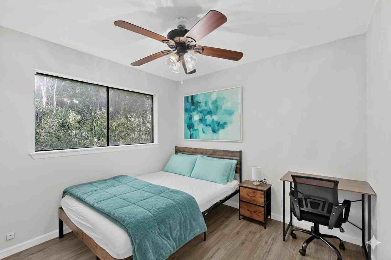 Willow Ln - Photo 4 of 4