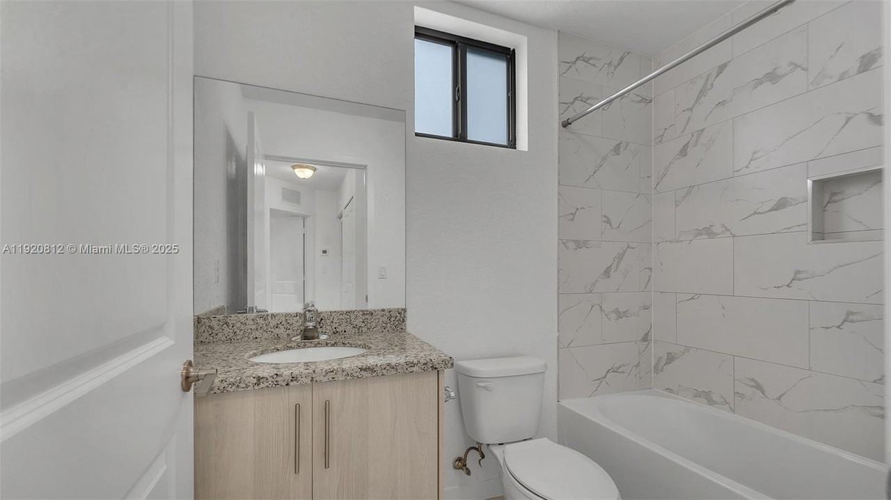 2400 W 5th Way #203 - Photo 2 of 19