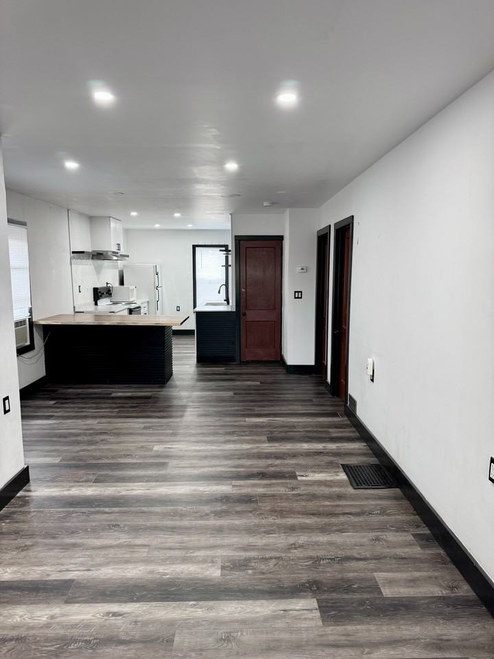 1661 1663-1661 Howard Avenue - 1663 #1663 - Photo 7 of 20