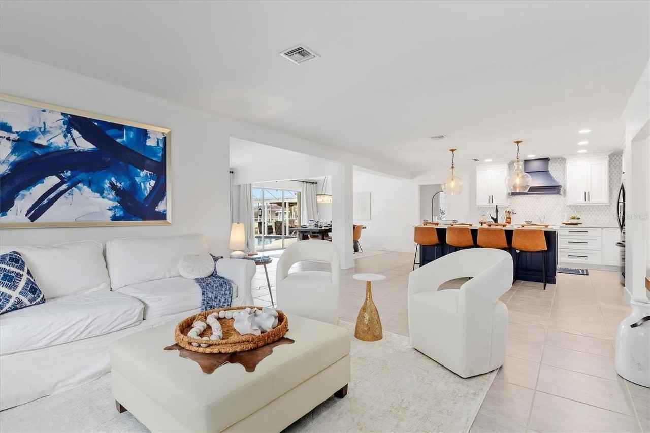 1301 Appian Dr - Photo 2 of 43