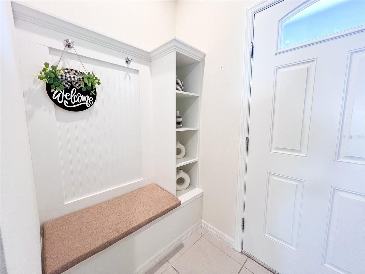 2442 Dubai St - Photo 5 of 43