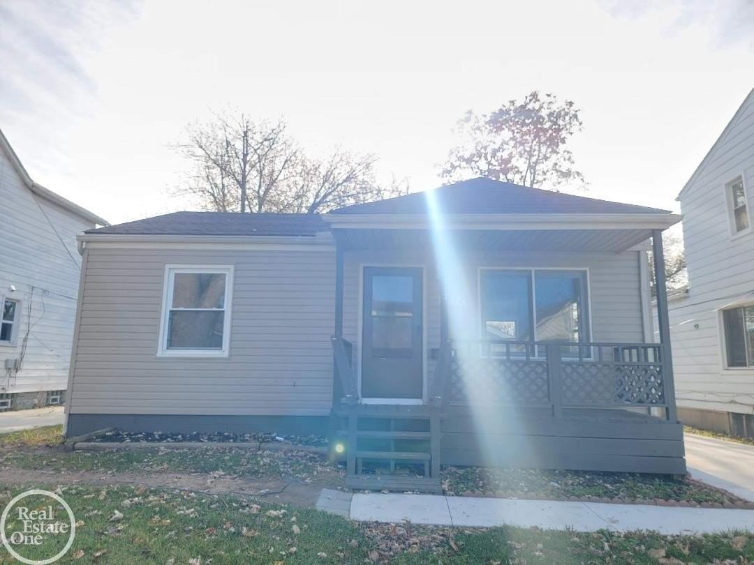 7212 Hupp Ave - Photo 2 of 12