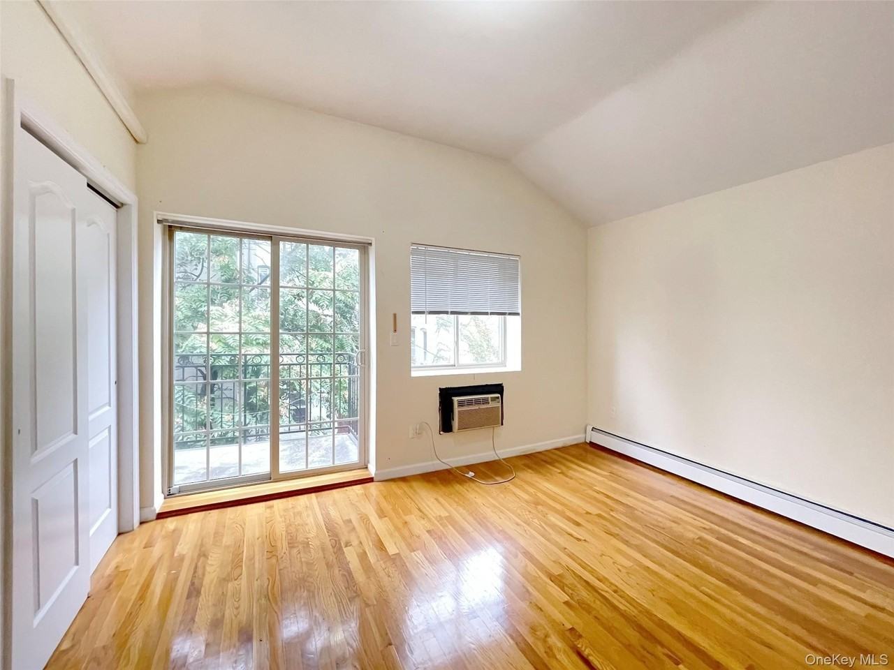 10-03 36th Avenue #2F - Photo 6 of 14