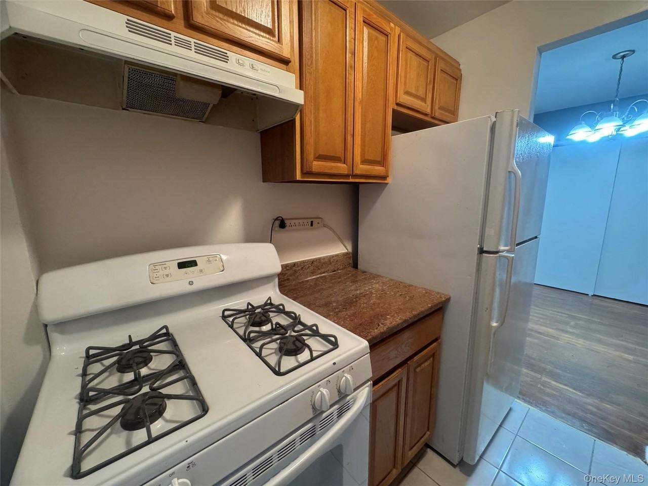 10849 63rd Ave Apt 2c #2C - Photo 6 of 12