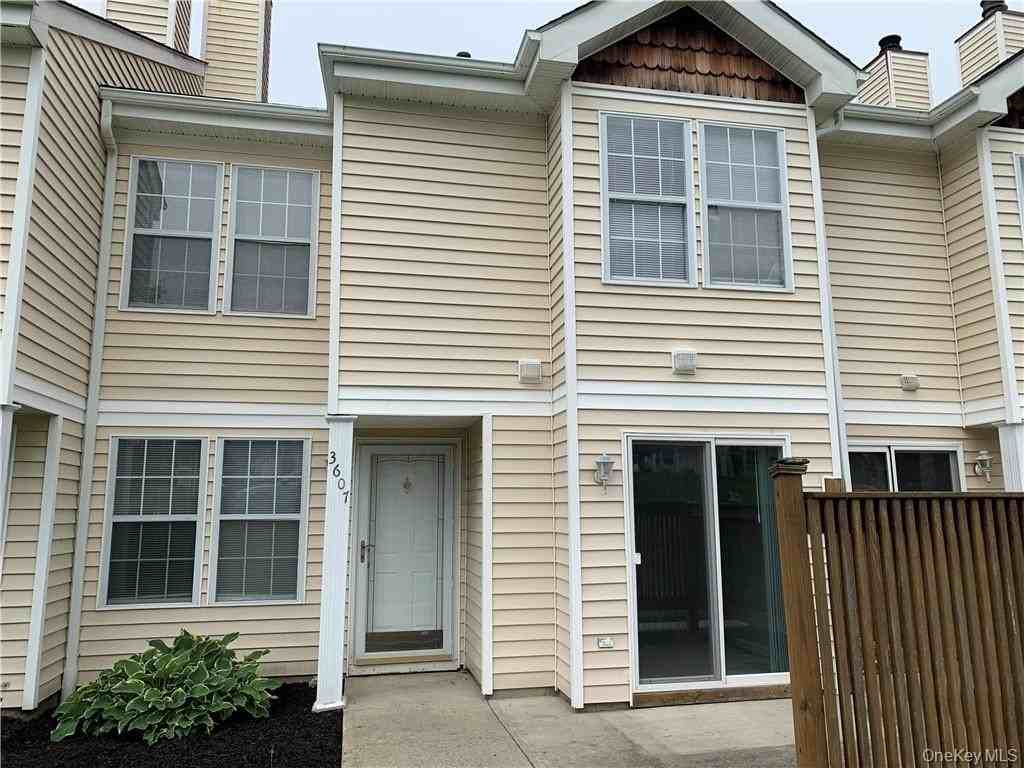 3607 Whispering Hls - Photo 2 of 12