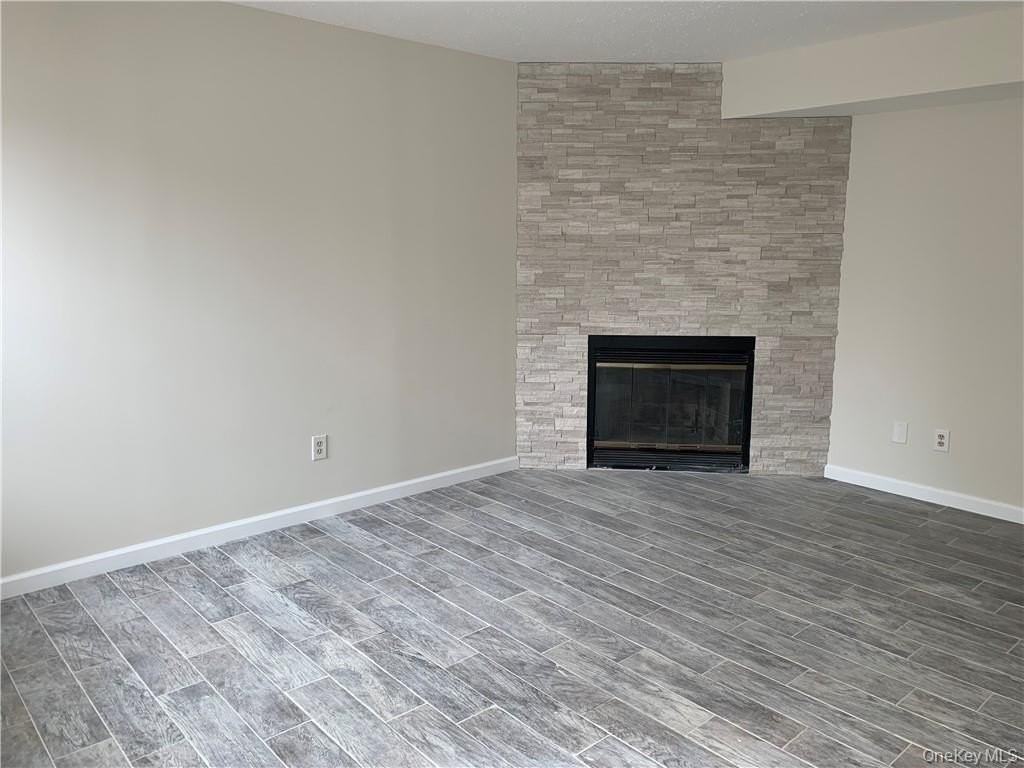 3607 Whispering Hls - Photo 3 of 12