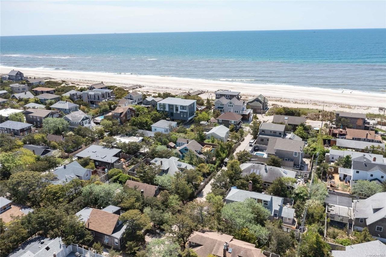 415 Dehnhoff Walk - Photo 2 of 23