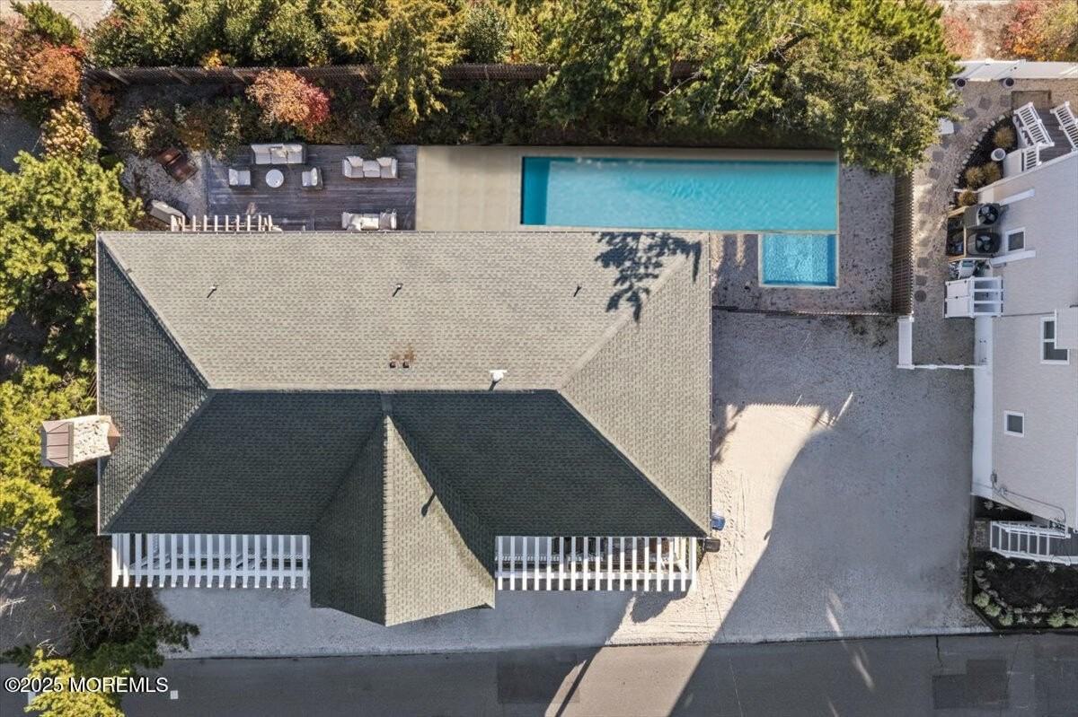 1043 Barnegat Ln - Photo 2 of 50