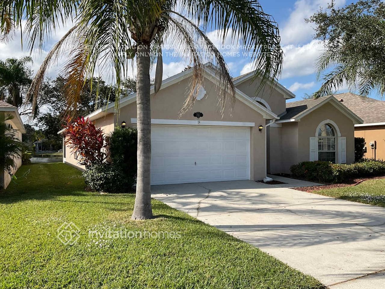 1062 Bainbury Lane - Photo 2 of 18