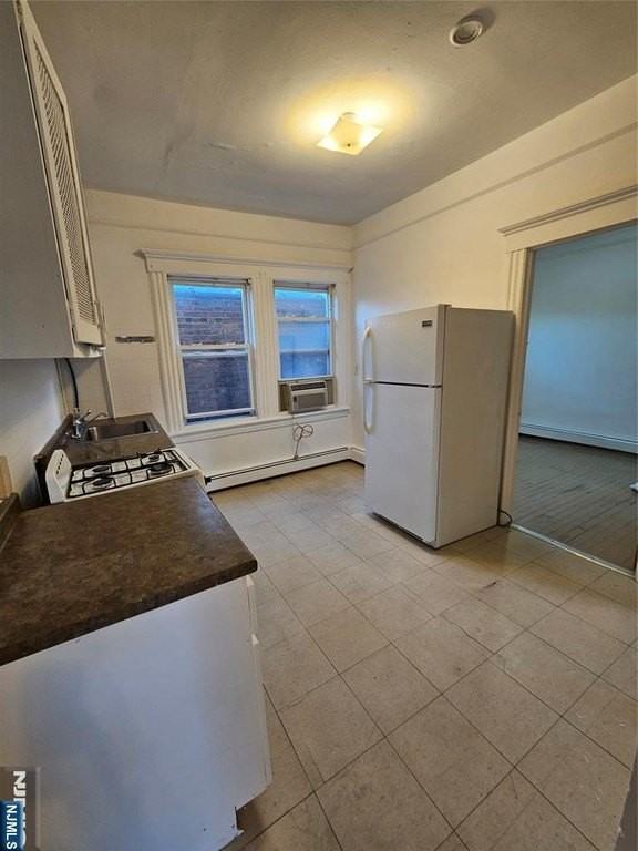844 Main St Apt 2 - Photo 2 of 5