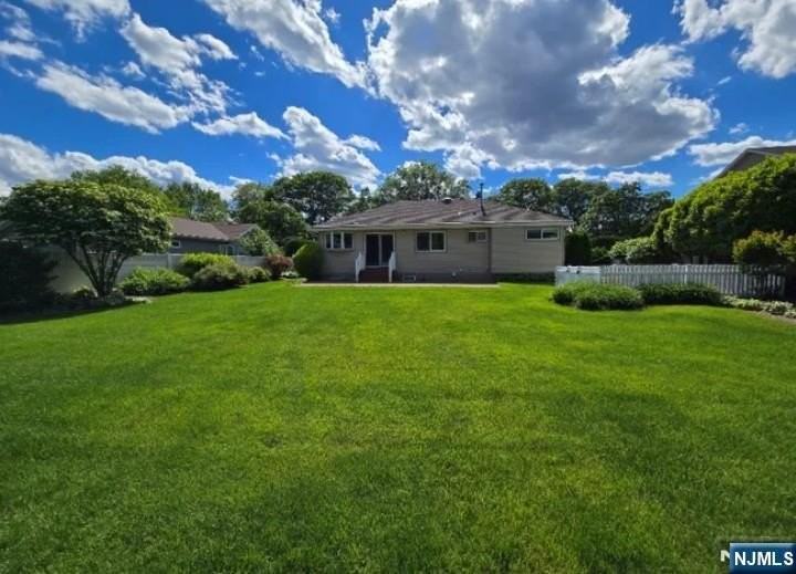 9 Harris Pl ## 1x - Photo 2 of 17