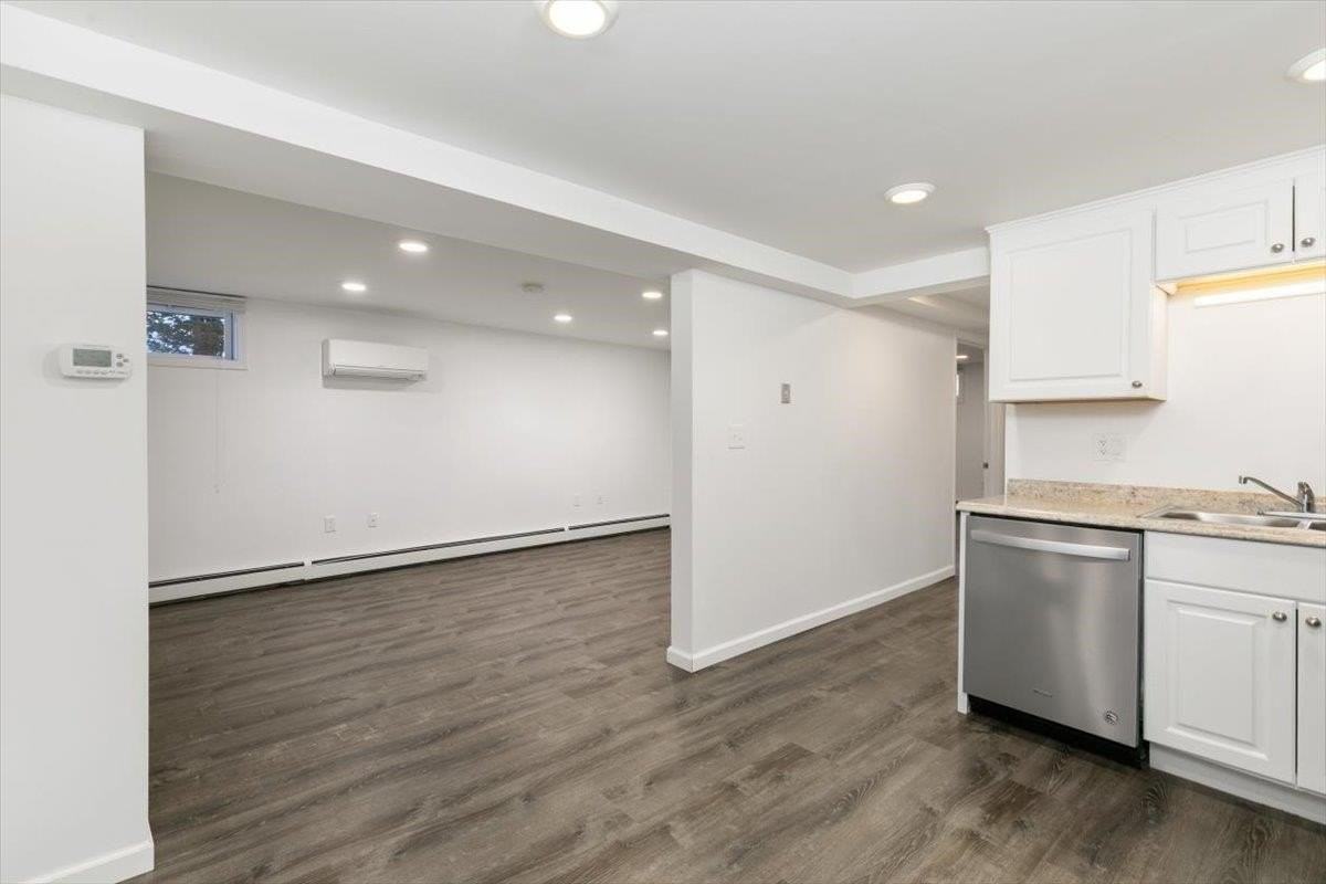 15 Linda St #5 - Photo 6 of 20