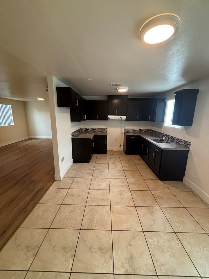 668 East 115th Street - Photo 2 of 19