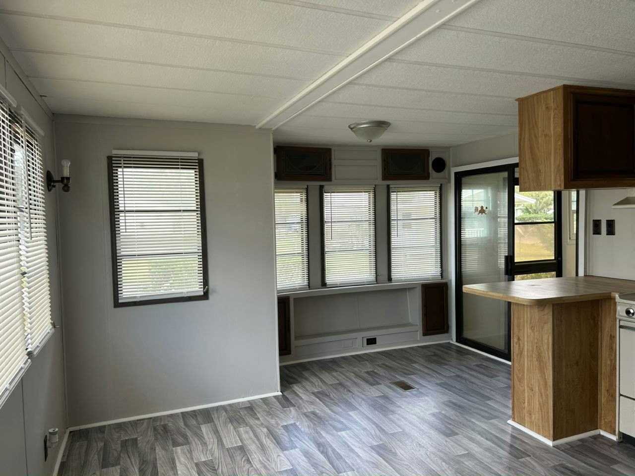 16731 Us Highway 301 - Photo 3 of 9