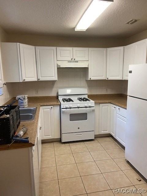 21142 Sw Rainbow Lakes Blvd - Photo 4 of 9