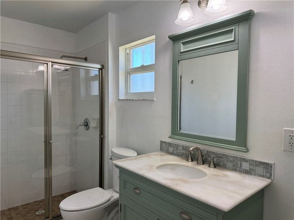 1489 Whitmore St - Photo 6 of 24