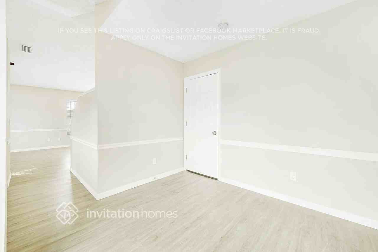 2203 Canonero Ct - Photo 3 of 19