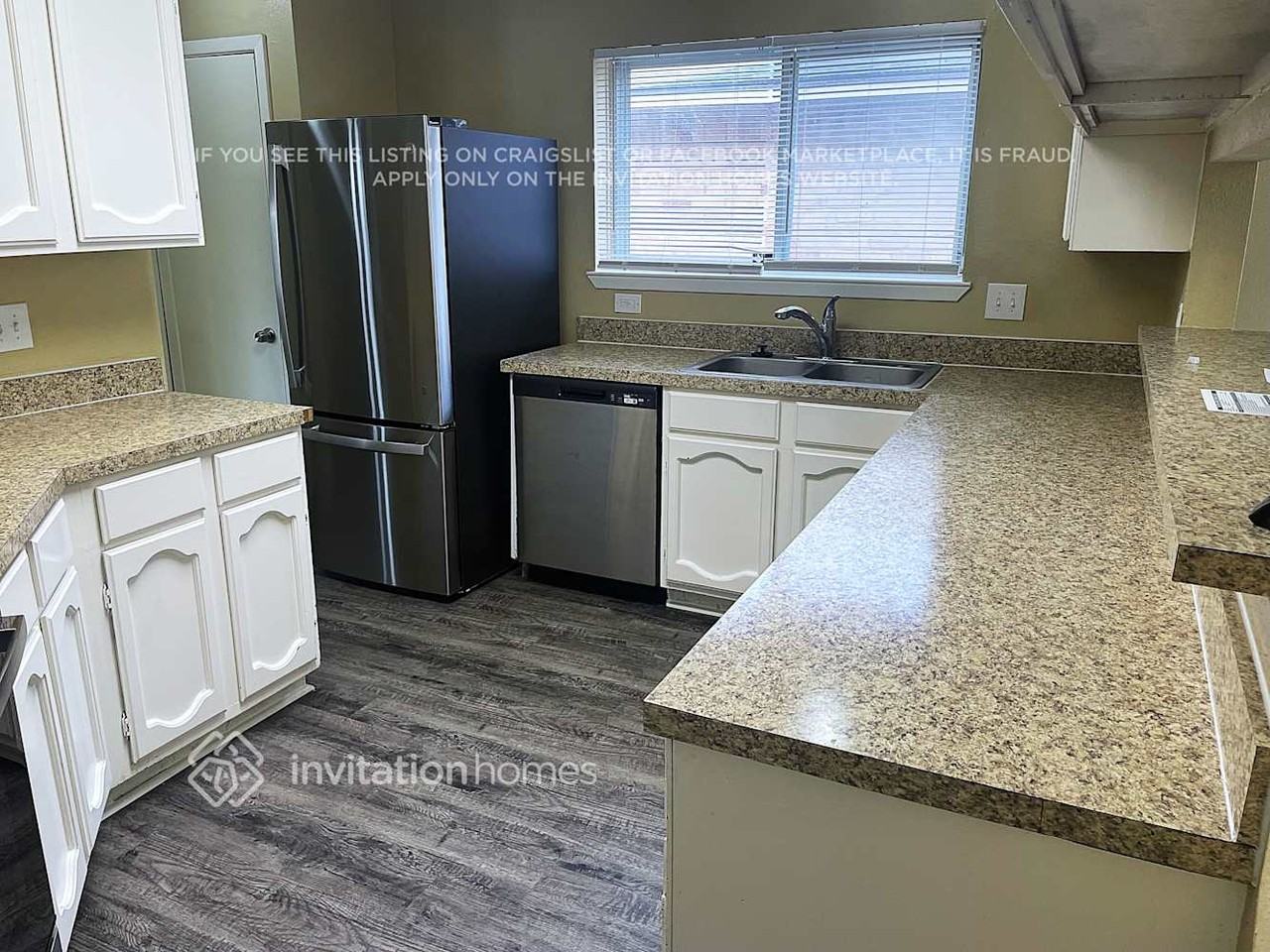 6530 Bridgegate Drive - Photo 5 of 15