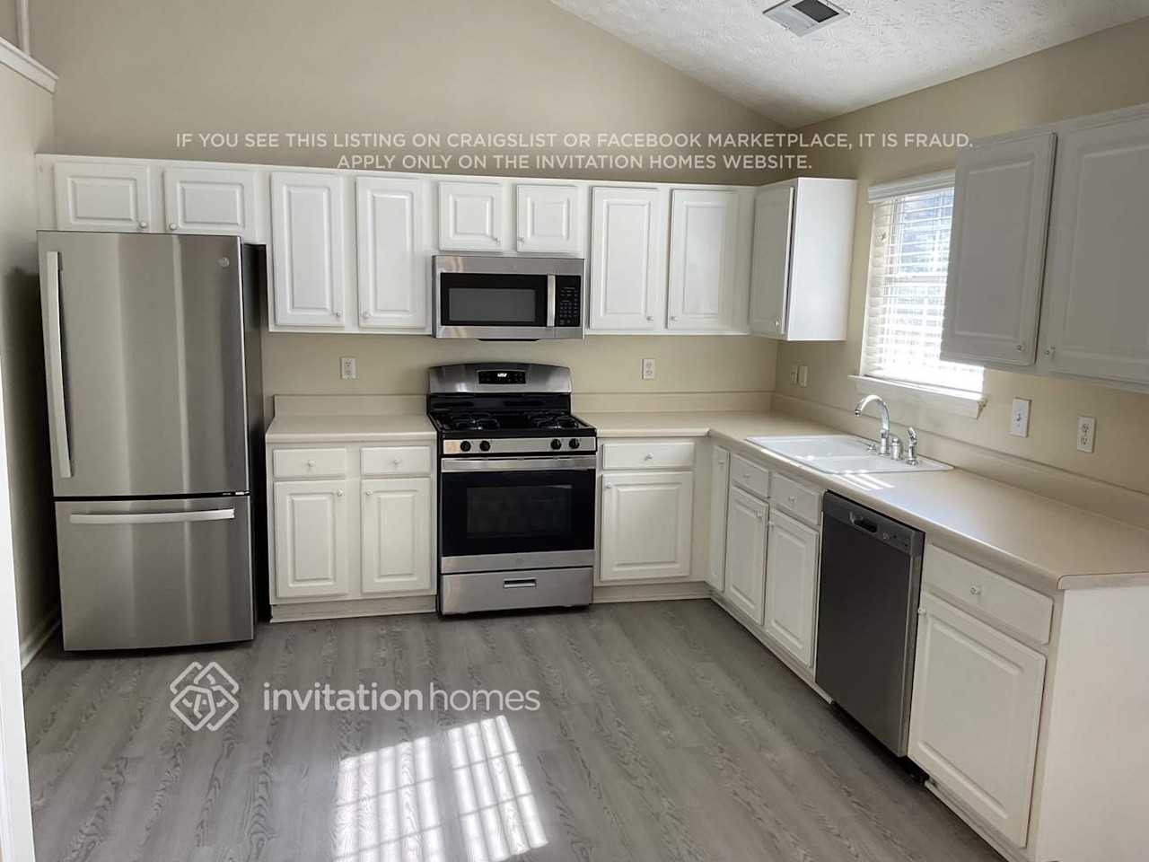 1324 Wilkes Crest Ct - Photo 5 of 13