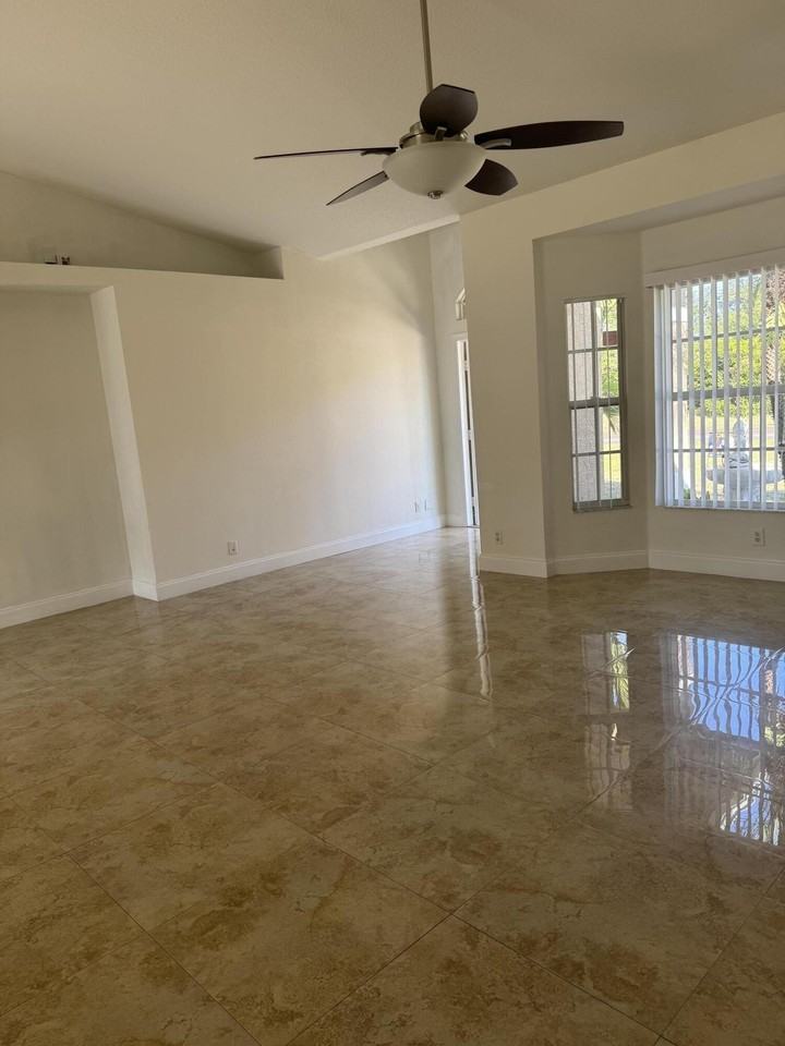 3770 Southwest Darwin Boulevard - Photo 3 of 10