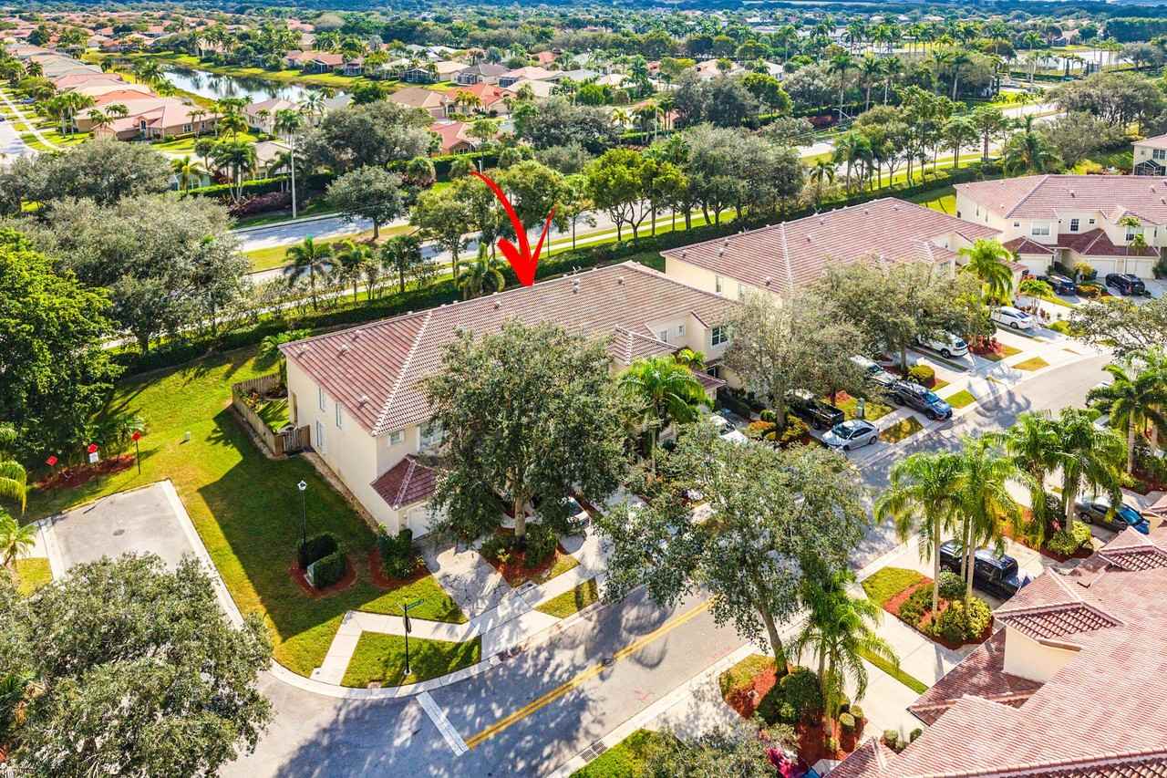 8024 Briantea Dr - Photo 3 of 43