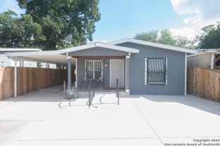 611 Brunswick Boulevard - Photo 1 of 1